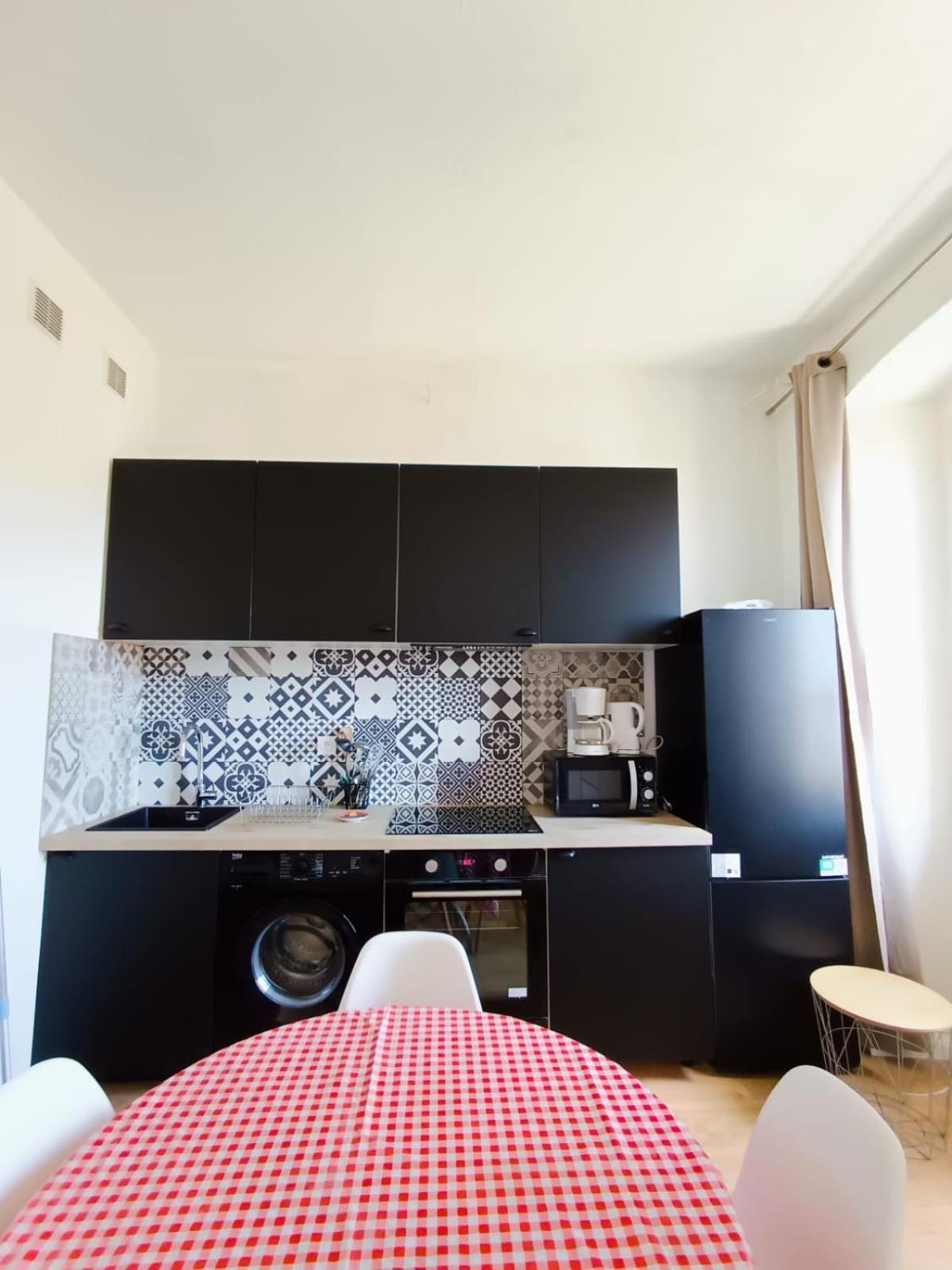 Magnifique Grand 30M2 Refait A Neuf En 2025 Lumineux 4 Couchages Hyper Centre Corte 13 Cours Paoli Wifi Tv Lave Linge Exterior foto